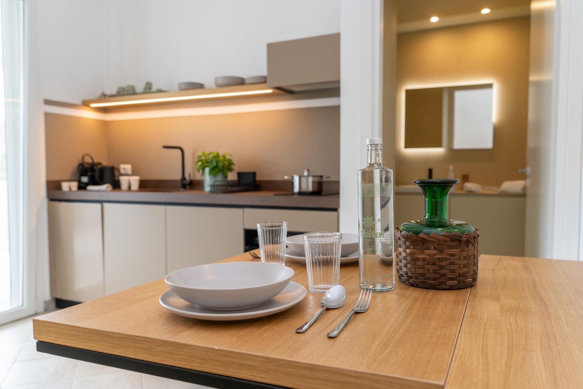 Elbitat Homes *