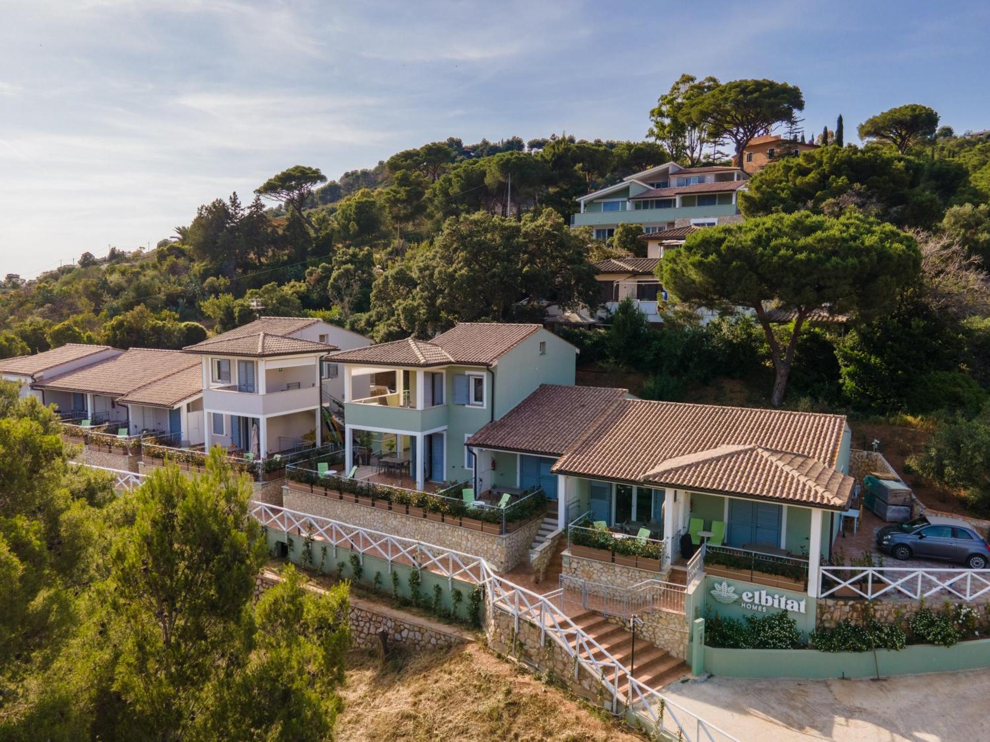Elbitat Homes Aparthotel *